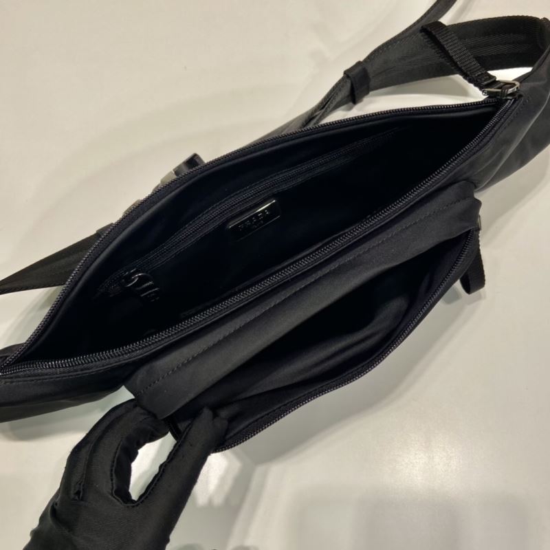 Pra*a waist chest packs